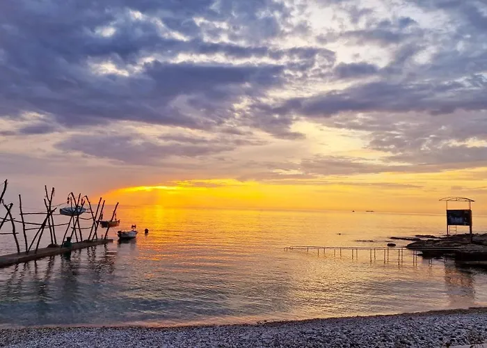 Azzurra Villa *