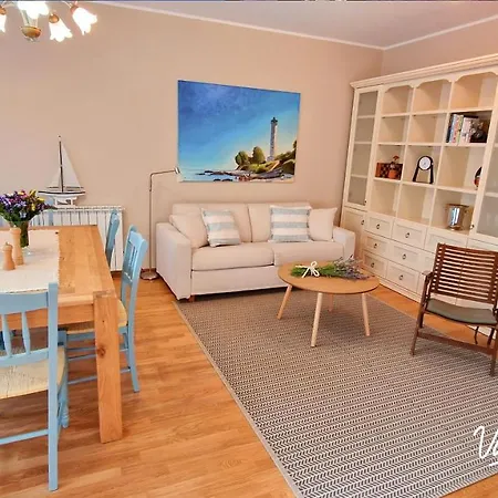 Azzurra Villa Basanija