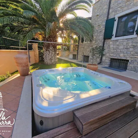 Villa Azzurra *